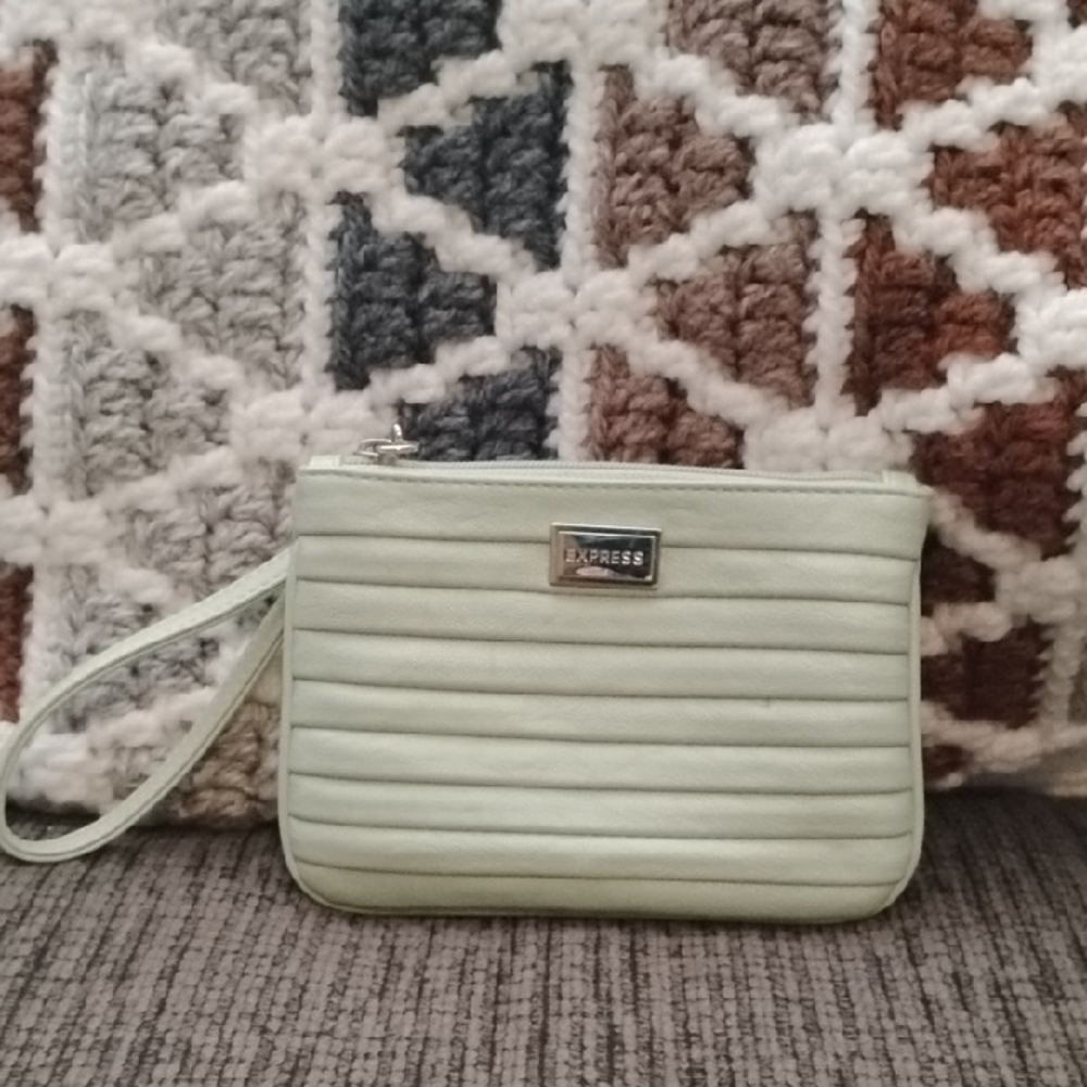 Express Mint Green Quilted Wristlet